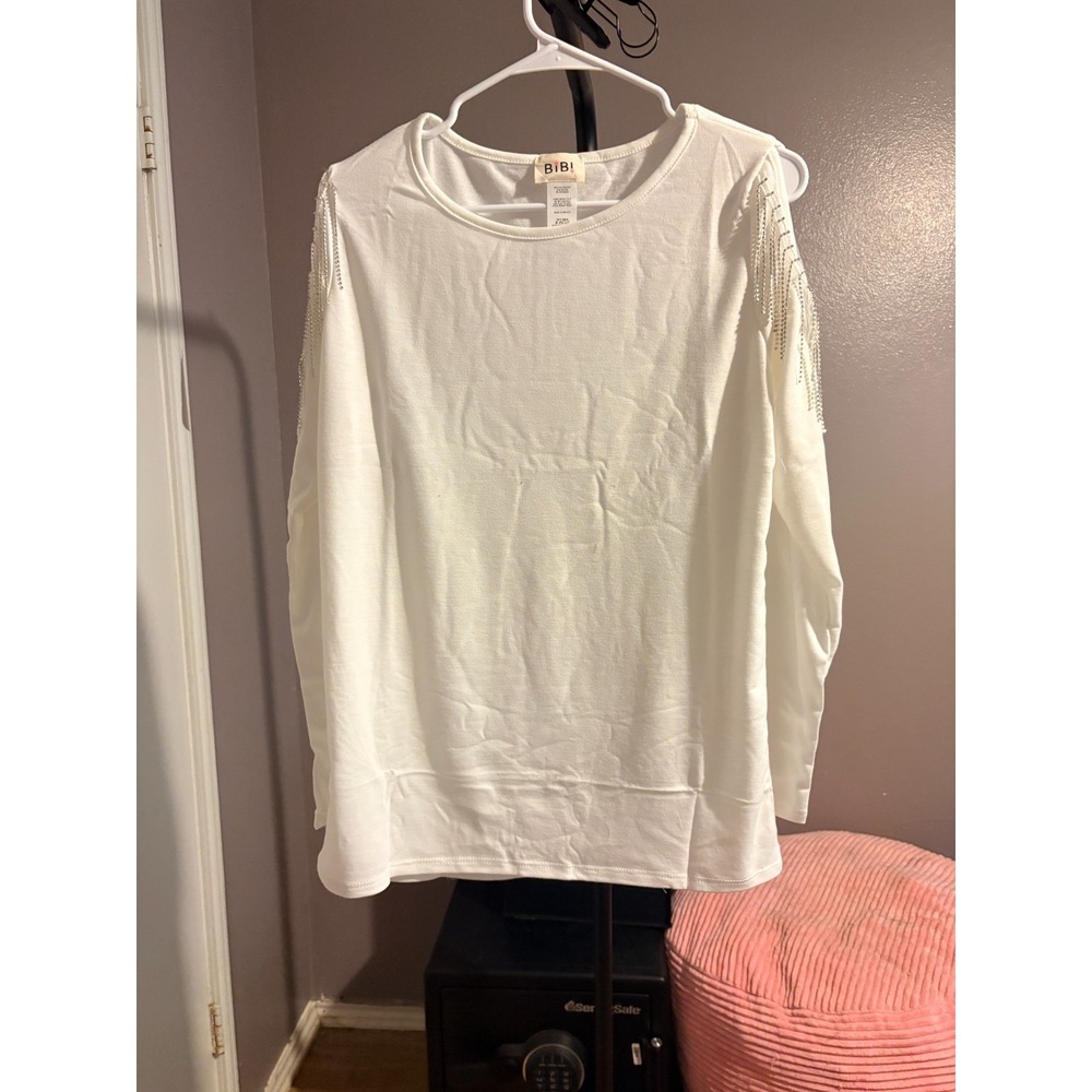 BIBI White Longsleeve w/Rhinestone Tassles and Shoulder Cutout Sz M